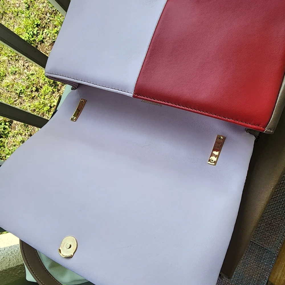 Burberry Lola Tri-color Quilted Medium Shoulder Bag - Picture 10 of 15